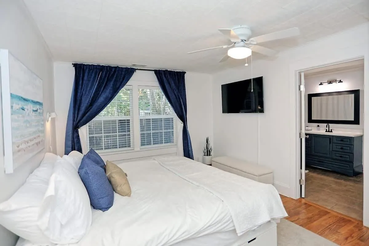Holiday home Adorable Bungalow Near City Marina & Tybee Beach Savannah United States